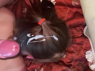 Кончил на волосы младшей сестре после изумительного минета